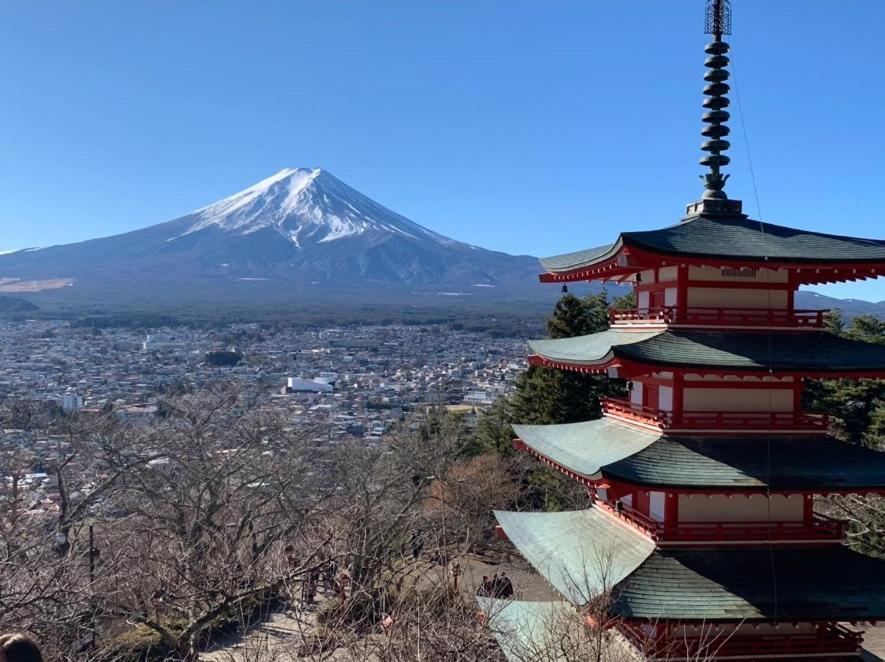 富士山を眺められる宿 ゲストハウス花水木 Nishikatsura Экстерьер фото
